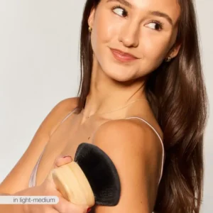 Matte Face & Body Glow Powder - Image 5